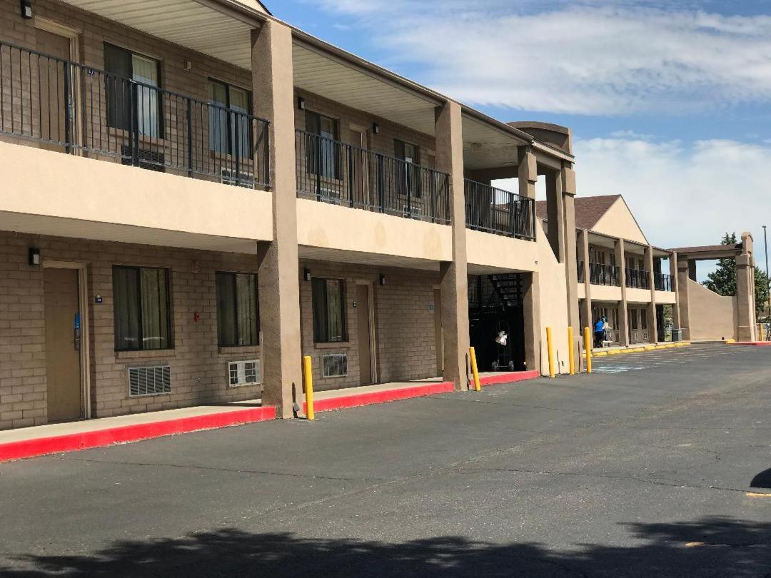 Days Inn By Wyndham Albuquerque West Exterior photo