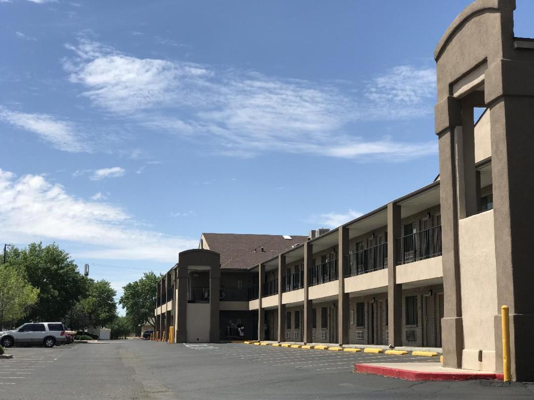 Days Inn By Wyndham Albuquerque West Exterior photo