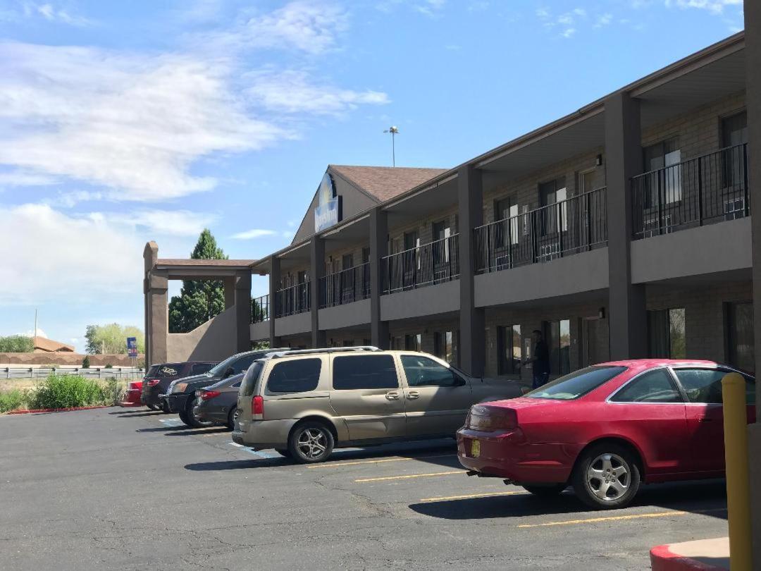 Days Inn By Wyndham Albuquerque West Exterior photo